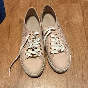 LC Trendz Pink Perforated Sneakers